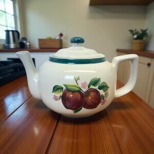 Casuals By China Pearl Teapot Ceramic Apple and Blossoms Country Farmhouse 6 Cup